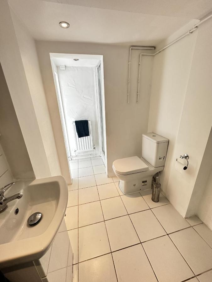 Amazing Apartment, Private Garden, Off Street Parking Brighton Екстериор снимка